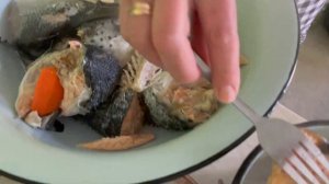 Уха из семги в казане на костре