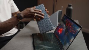 Lenovo Yoga Book 9i Review - An Incredible Dual Screen Laptop!