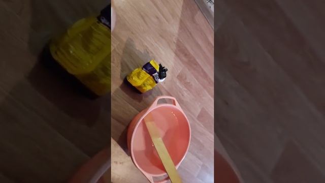 Почему я не покупаю дорогой "специальный клей" для тяжелых виниловых обоев ?