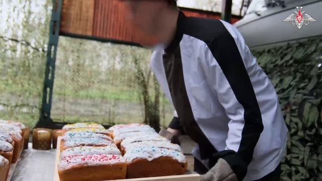 Приготовление пасхальных куличей в зоне СВО