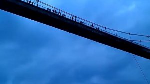 ЧЕЛОВЕК С МОСТА ПАДАЕТ 2