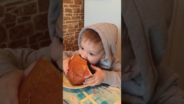 Деревня.булка с маком .вкусно ) смотреть онлайн