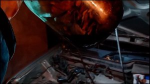 Важный момент при замене масла в двигателе! Желательно откачивать старое масло из поддона.