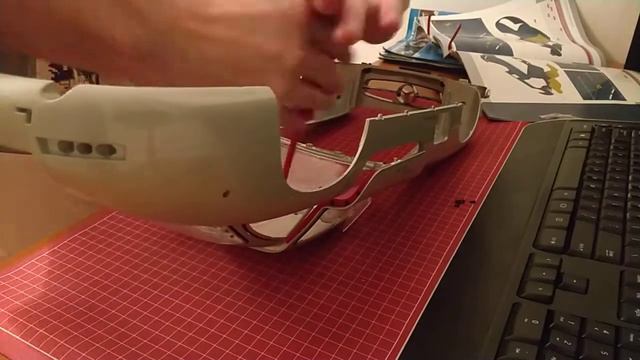 Eaglemoss Mercedes SL300 Gullwing - 57 to 70 build time lapse