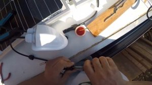 Установка солнечных моно панелей на кемпер