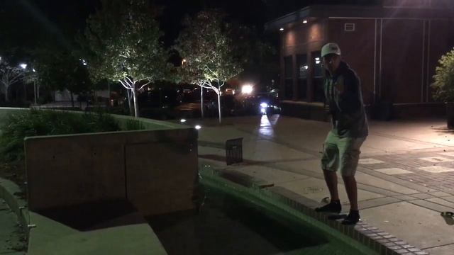 Gotta Git That Xtra Credit смотреть онлайн