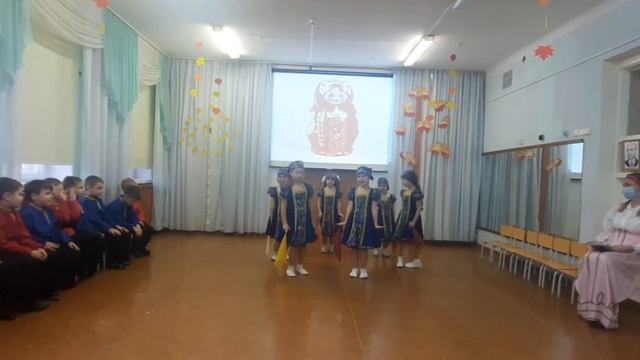 День Народного Единства (подготовительная к школе группа N4 МБДОУ Детский сад N14) смотреть онлайн