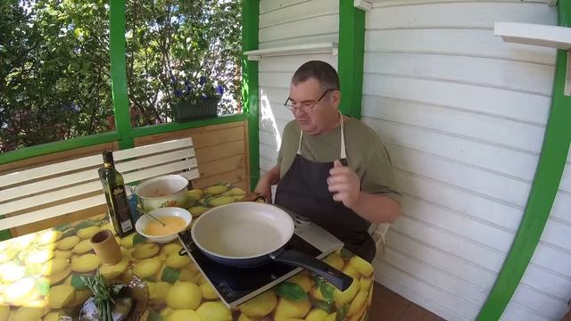 ОМЛЕТ ГРЕЧЕСКИЙ или СКРЭМБЛ С ТОМАТАМИ #омлет#рецепты