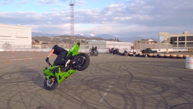 Открытые заезды на мотодроме в Сочи. Open motodrom. Pit bike stuntriding gymkhana motosport смотреть онлайн