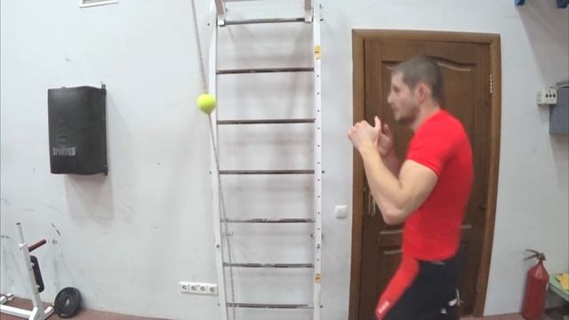 Бокс тренировка на СКОРОСТЬ и ТОЧНОСТЬ удара с помощью мяча