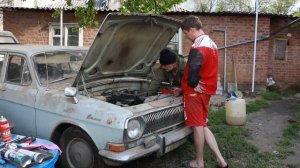 Заведется ли Волга, которую бросили в гараже на 23 года?