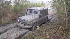 УАЗ на Nortec ET-500 33x10.5 16 в грязевых ваннах