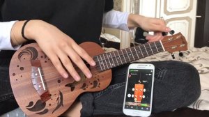 Настраиваем укулеле сопрано | Моя первая мелодия ✨