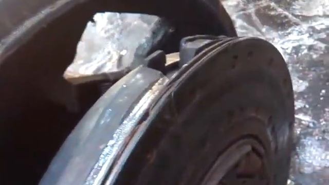 Как снять коробку КПП Yutong  Zk6737d .