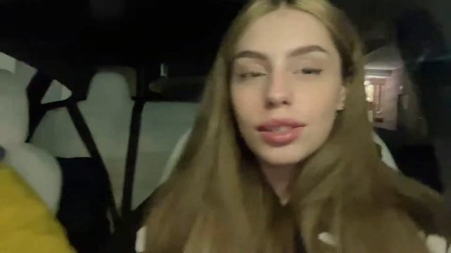 Барби Гёрл накачала ГУБЫ? смотреть онлайн