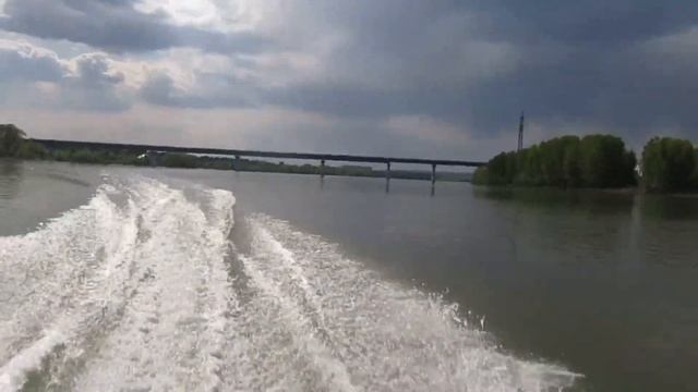 тест пластикового винта на моторе Гладиатор 9 9 смотреть онлайн