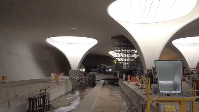 Как закопать в землю 10 миллиардов евро, растянув стройку на 15 лет. Штутгарт 21. смотреть онлайн