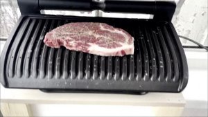 Обзор стейка Tunder Pork от Мираторг. Приготовление  стейка на гриле TEFAL