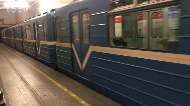 Перегонка номерного с 4 линии на станции Автово смотреть онлайн