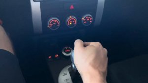 Ниссан Х-трейл 2011 г 2.0 CVT