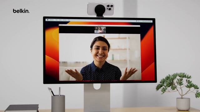 iPhone Mount with MagSafe for Mac Desktops and Displays смотреть онлайн