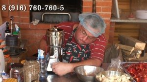 Настоящая грузинская аджика. Аджика рецепт. Аджика перец чеснок. Аджика без варки. Мельница специй.