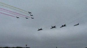 День Победы, Парад в Минске - самолеты СУ-24 и L-39; СУ-25