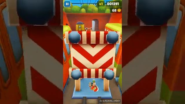 Первая версия Subway Surf смотреть онлайн