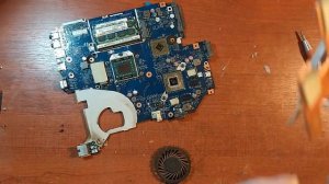 Acer Aspire V3-551G How to disassemble and reassemble laptop. Cleaning the notebook from dust