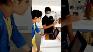 Apple MacBook air shopping vlog