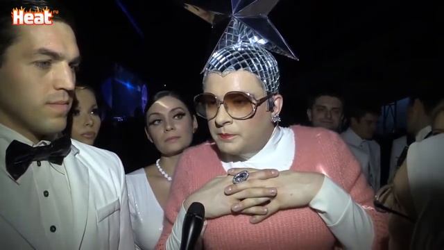 ВЕРКА СЕРДЮЧКА: "Я БЫ ВЦЕПИЛАСЬ В МОРДУ ТЕМ, КТО РАЗГОНЯЛ СТУДЕНТОВ НА МАЙДАНЕ!" смотреть онлайн