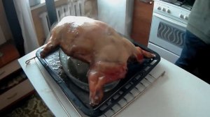Поросенок запечёный с хрустящей корочкой