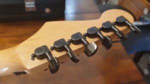 ESP 400 SERIES SUPER STRAT FENDER STRATOCASTER HEADSTOCK FLOYD ROSE JAPAN MIJ GUITAR UP CLOSE REVIE