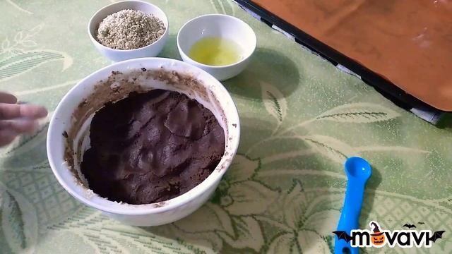 Шоколадное печенье с карамелью и орехами ? смотреть онлайн