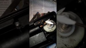 Замена щеток и подшипников блока изитроника на Опель астра h2006 года двигатель 1.6