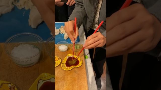 How To Eat Raw Geoduck смотреть онлайн