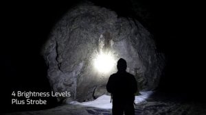 Fenix HT18 Long Distance Flashlight Overview - Throws 1500 Lumens Over Half a Mile!