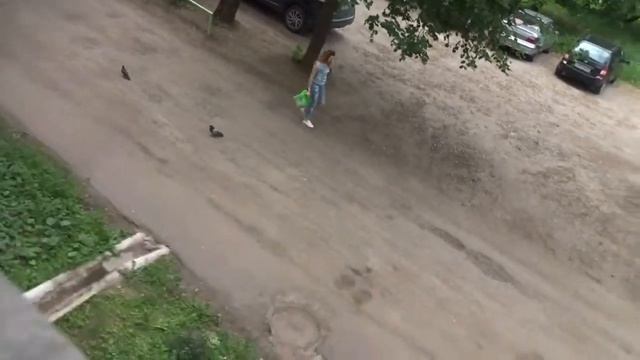Санбой снимает вопли алкаша под окном