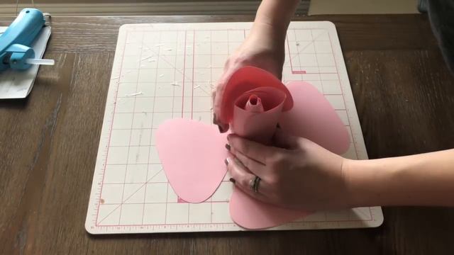 DIY Anns Medium Paper Rose  FREE TEMPLATE