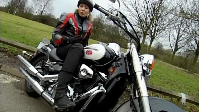 Suzuki VL Intruder 400 Review 2003