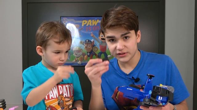 Игрушка Щенячий патруль: Новый автомобиль Гонщика смотреть онлайн