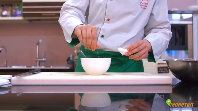 Французский тар-тар из семги с муссом из авокадо и красной икрой смотреть онлайн