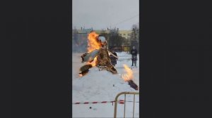 Сжигание чучела на масленицу