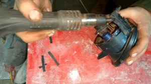 WV Touran. Ремонт крепления противотуманных фар.