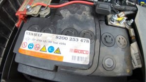 BRAKING FAULT Renault Error [SOLVED] Depleted Car Battery
