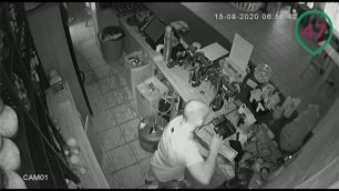 47news: Аккуратный вор-жаворонок утащил ящик с деньгами из кафе в Выборге