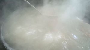 РЫБНАЯ ГОЛОВА -30 КИЛОГРАММ ! УХА В 100 ЛИТРОВОМ КАЗАНЕ ! ENG SUB рецепт рыба уха