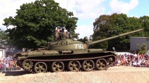 Medium Tank T-62 Drive/Fahrt /// Stahl auf der Heide 2017