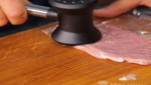 Телячья отбивная на сковороде