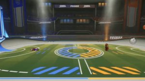 Playing rocket League side swipe